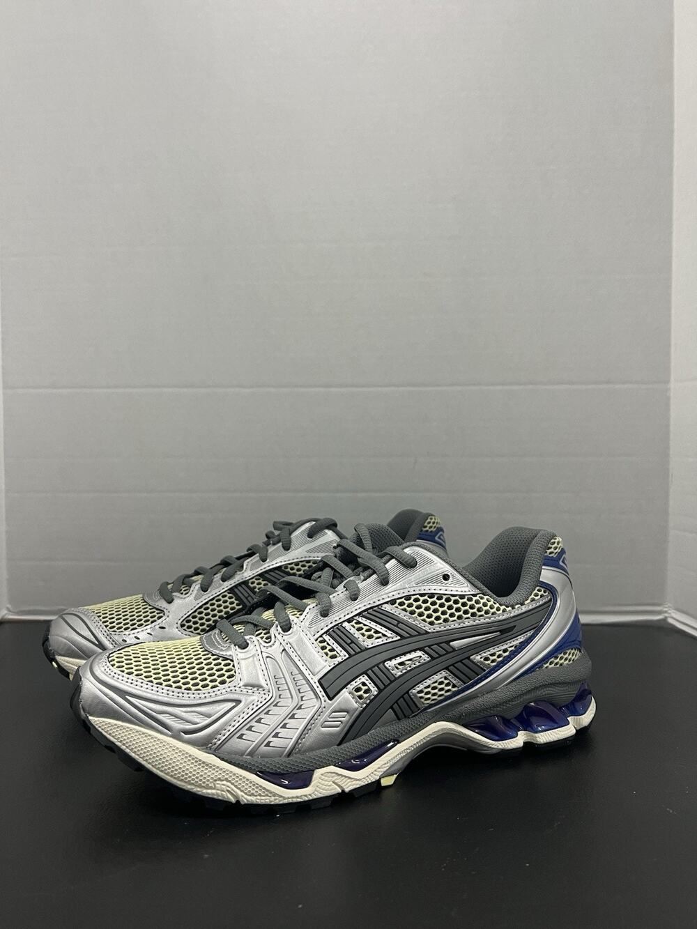 Asics Gel Kayano 14 Soft Yellow Silver Blue 1203A740 750 Size 6 Men Size 7.5 WMN